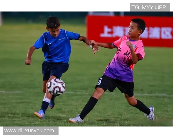 中国U14少年足球队迎战缅甸队期待精彩对决展现青春风采